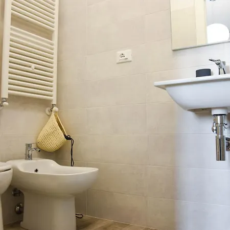 Bologna Accommodation 24H Self-Checkin * Bologna